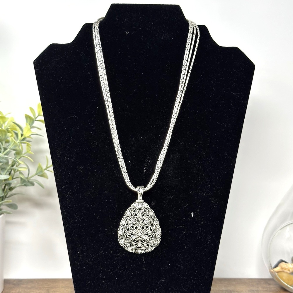 Vintage Silvertone Marcasite Teardrop filigree Necklace Clear Rhinestones 16-19"